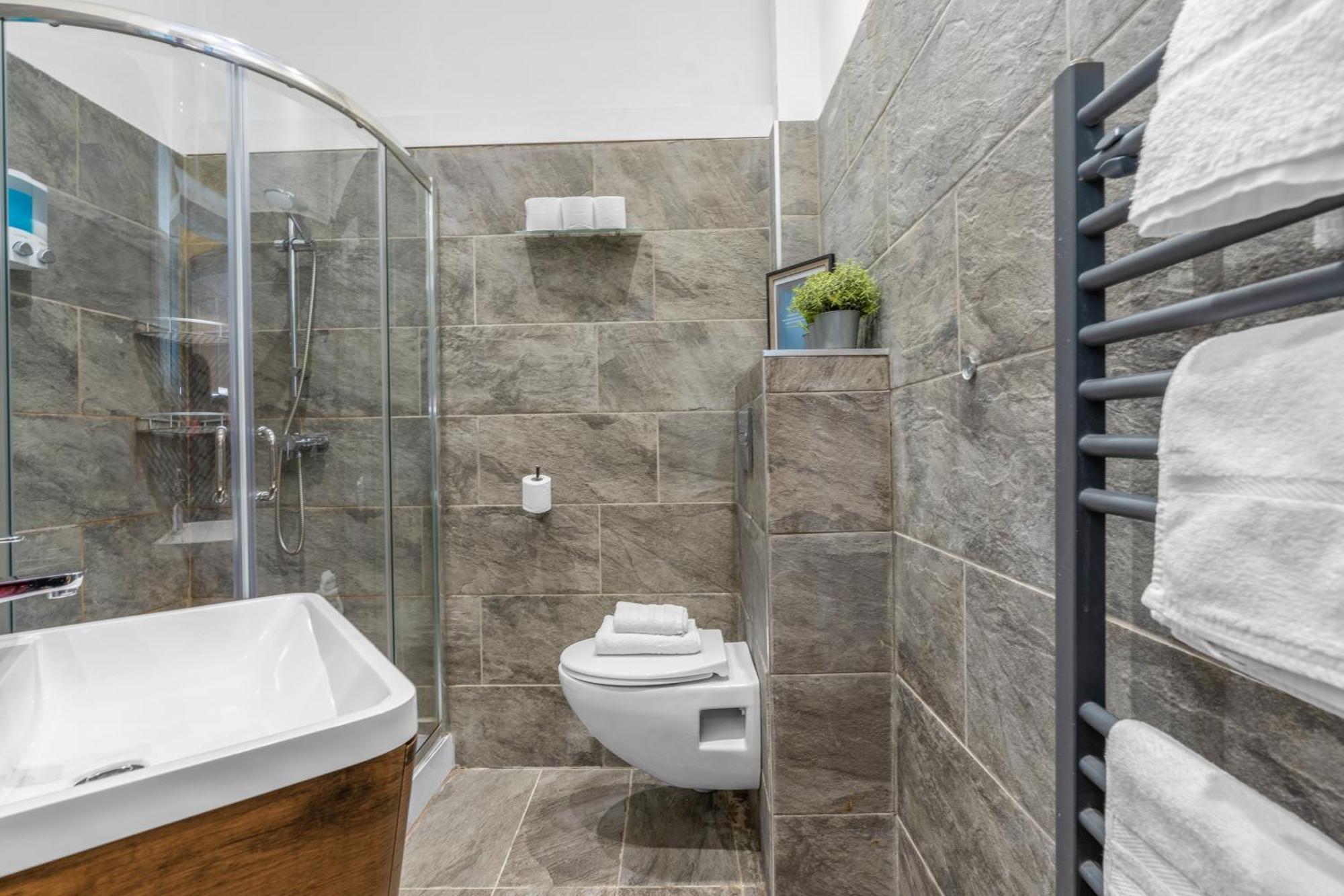 Cosy Modern City Centre Flat Edinburgh Ngoại thất bức ảnh